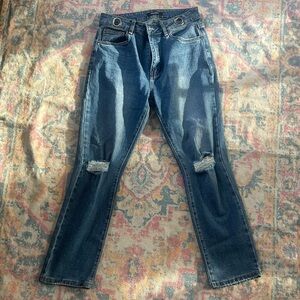 Classic Blue Distressed woman’s jeans